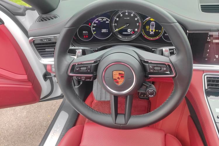 Used Porsche Panamera 2022 Panamera 4 E-Hybrid Platinum Edition 2.9T Steering Wheel