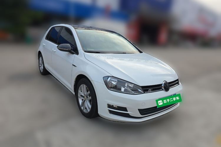 Used Volkswagen Golf 2016 1.6L Automatic Fashion Model
