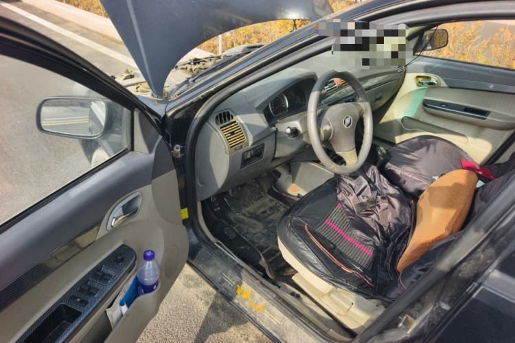 Used Lifan Auto 520 2011 520 Navigation Edition 1.3L Comfort Version
