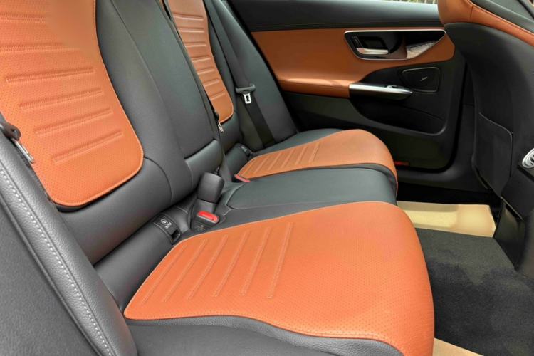 Used Mercedes-Benz C-Class 2023 C 260 L Sport Edition Interior 9