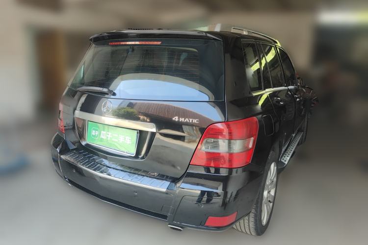 Used Mercedes-Benz GLK-Class 2011 GLK 300 4MATIC Fashion Model Rear Right 45 Deg