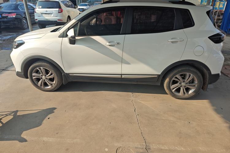 Used Changan CS15 2021 1.5L Manual Entry-Level Trim
