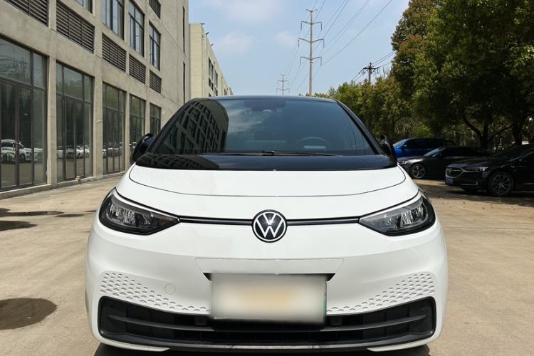Used Volkswagen ID.3 2025 Smart Model Outstanding Oxygen Edition Exterior 1
