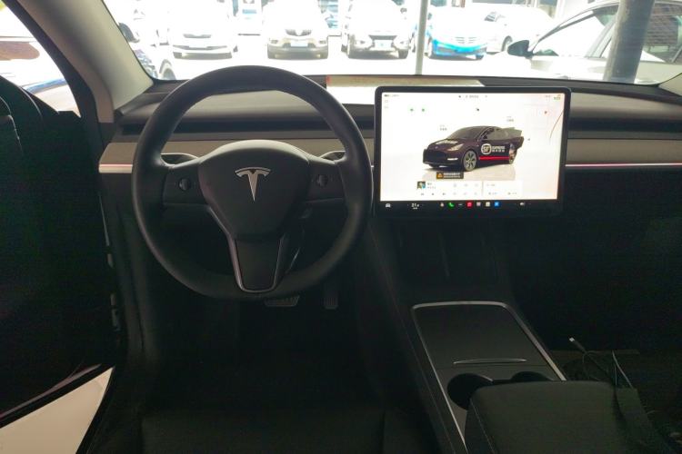 Used Tesla Model Y 2023 Rear-Wheel-Drive Version Steering Wheel