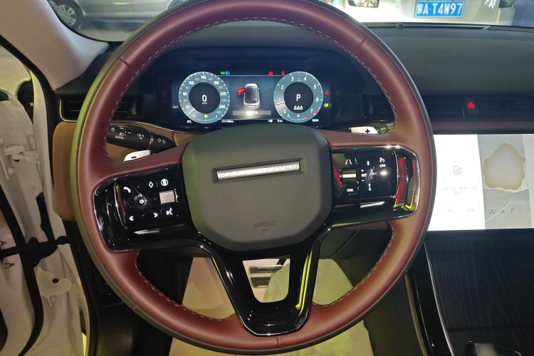 Used Land Rover Range Rover Evoque 2024 Aurora L 249 PS Prestige Light-Chasing Edition
