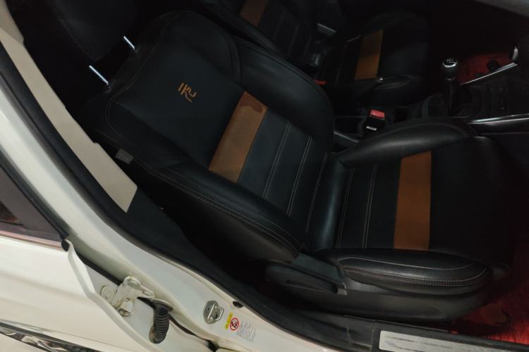 Used BYD Yuan 2016 1.5L Manual Luxury Version