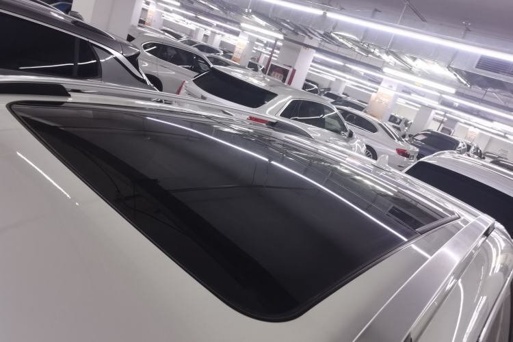 Used Lynk & Co 01 2023 2.0TD Two-Wheel Drive Pro Trim Roof