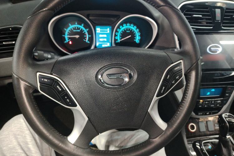 Used GAC Trumpchi GS5 Super 2015 1.8T Automatic Two-Wheel Drive Luxury Edition