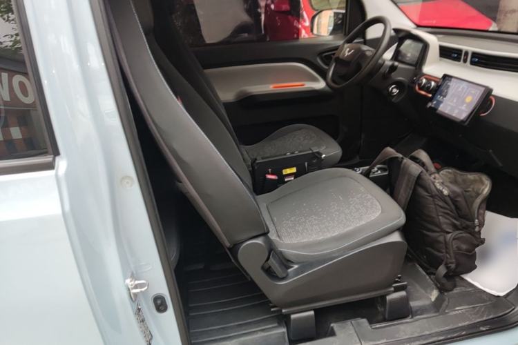 Used Wuling Hongguang MINIEV 2020 Zizai Version Lithium-NMC Right Front Seat