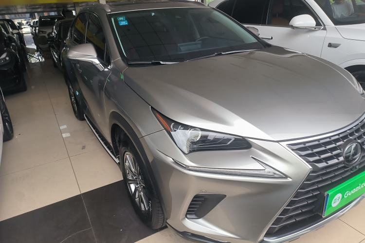 Used Lexus NX 2020 200 All-Wheel Drive Fēngshàng Version China VI Standard Front Right 45 Deg