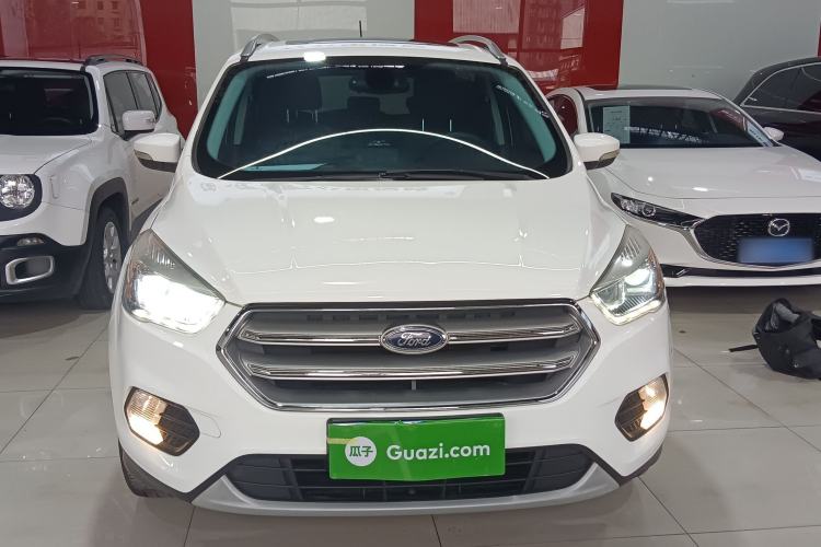 Used Ford Kuga 2018 EcoBoost 180 Two-Wheel-Drive Platinum Edition