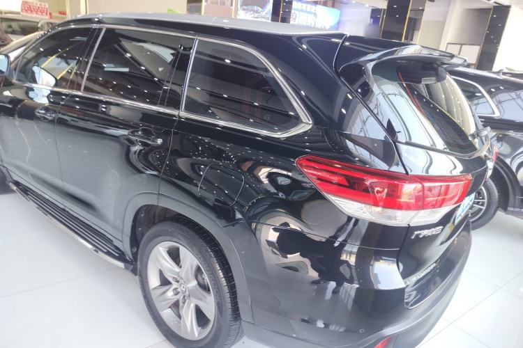 Used Toyota Highlander 2018 2.0T Four-Wheel Drive Luxury Version 7 Seats China VI Standard Rear Left 45 Deg