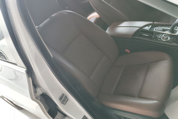 Used BMW 5 Series 2017 520Li Elegant Edition
