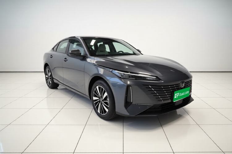 Used CHANGAN Eado PHEV 2025 Smart New Blue Whale 145KM High-Energy Edition
