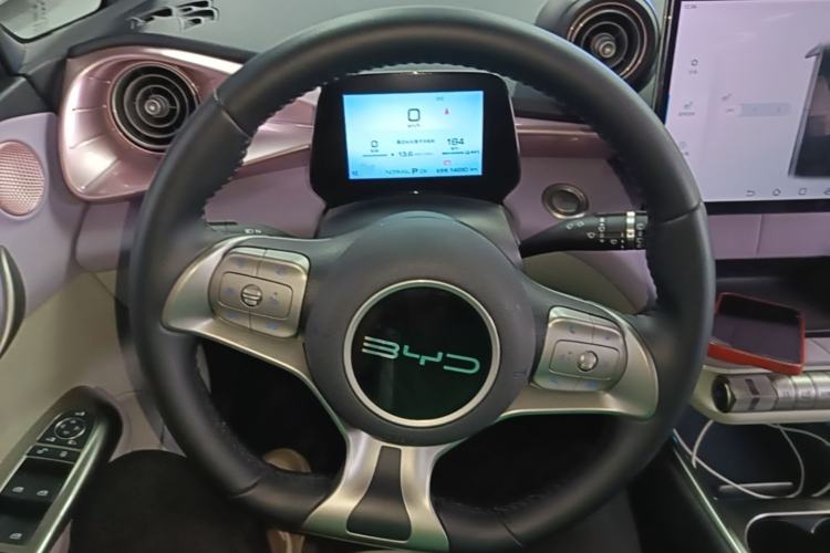 Used BYD Dolphin 2023 420 km Fashion Edition
