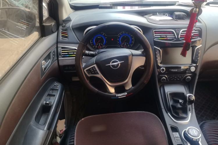 Used Haima V70 2016 2.0L Manual - Comfort Edition 6 Seats
