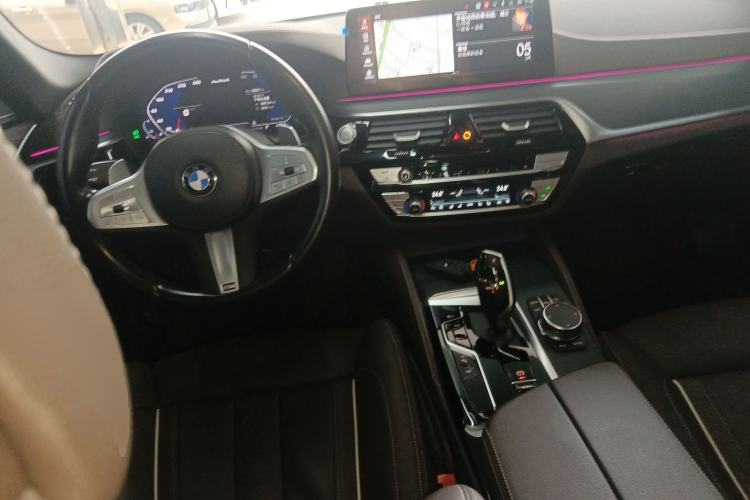 Used BMW 5 Series 2023 530Li Luxury Edition M Sport Package
