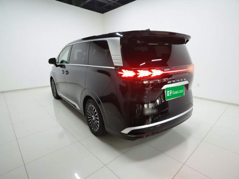Used Denza D9 2024 DM-i 980 Four-Wheel Drive Prestige Model – Premium — 4