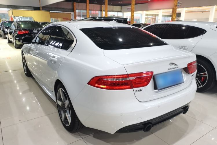 Used Jaguar XE 2017 2.0T 200 PS R-Sport
