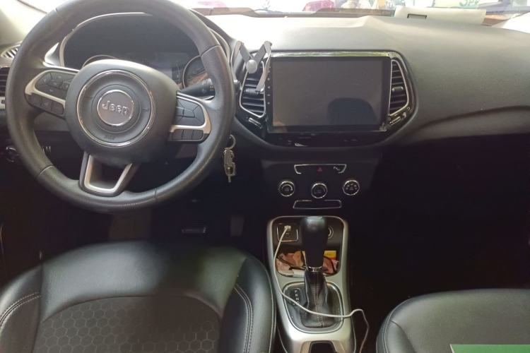 Used Jeep Compass 2017 200T Automatic Comfort Edition
