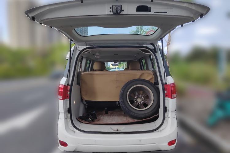 Used SAIC MAXUS G10 2014 2.0T Automatic Elite Edition Trunk