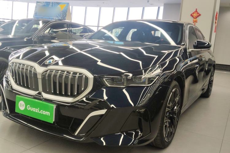 Used BMW 5 Series 2024 530Li Luxury Edition M Sport Package