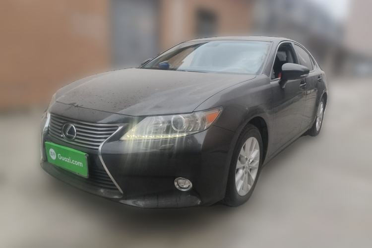 Used Lexus ES 2013 300h Elite Edition
