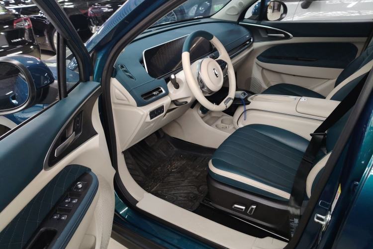 Used ORA Good Cat 2023 401 km Standard Range Prestige Version Lithium Iron Phosphate
