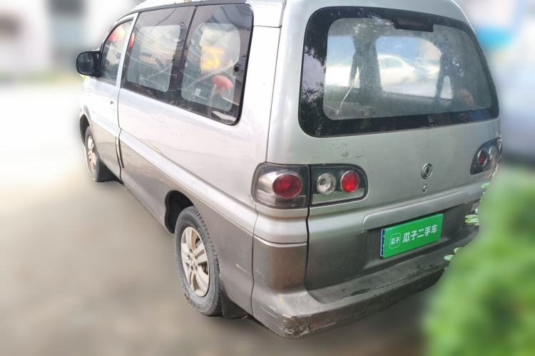 Used FORTHING Lingzhi 2013 M3 1.6L 7-Seater Comfort Model
