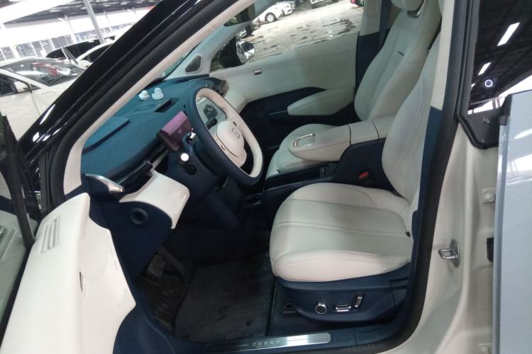 Used Zeekr X 2023 Rear-Drive YOU Edition 4 Seats