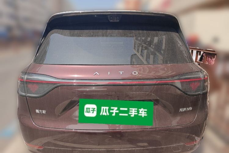 Used Hima AITO M9 2025 Extended-Range Ultra Version 52 kWh 6-Seater
