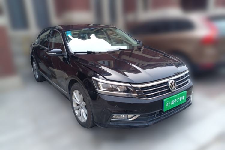 Used Volkswagen Passat 2017 330TSI DSG Luxury Edition
