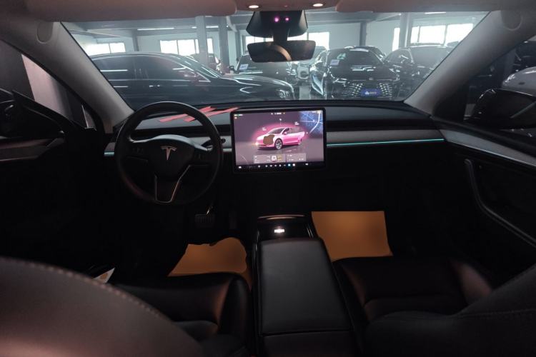 Used Tesla Model Y 2024 Rear-Wheel-Drive Version
