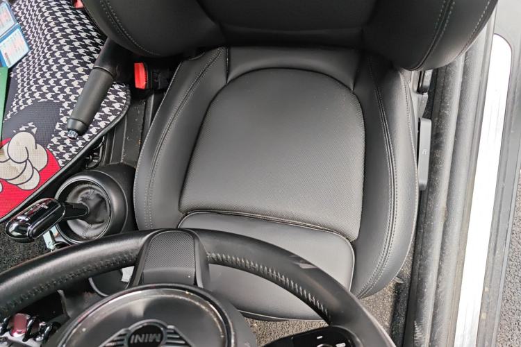 Used MINI 2022 1.5T COOPER Classic Edition