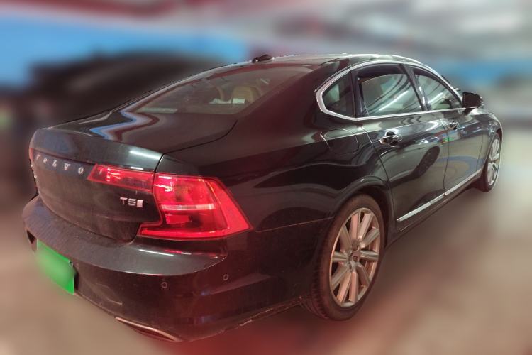 Used Volvo S90 2017 T5 Smart Luxury Edition