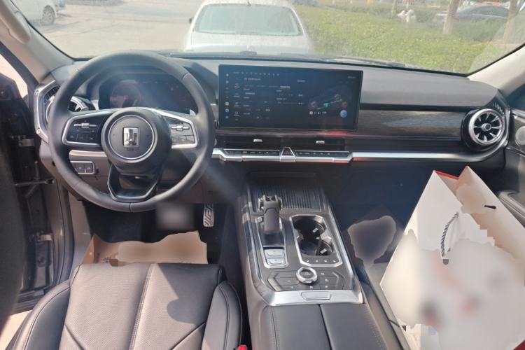 Used Tank 400 New Energy 2024 Hi4-T Off-Road Edition Center Console