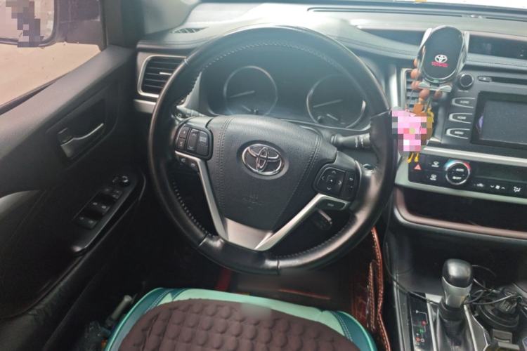 Used Toyota Highlander 2015 2.0T Two-Wheel Drive Luxury Edition 7 Seats