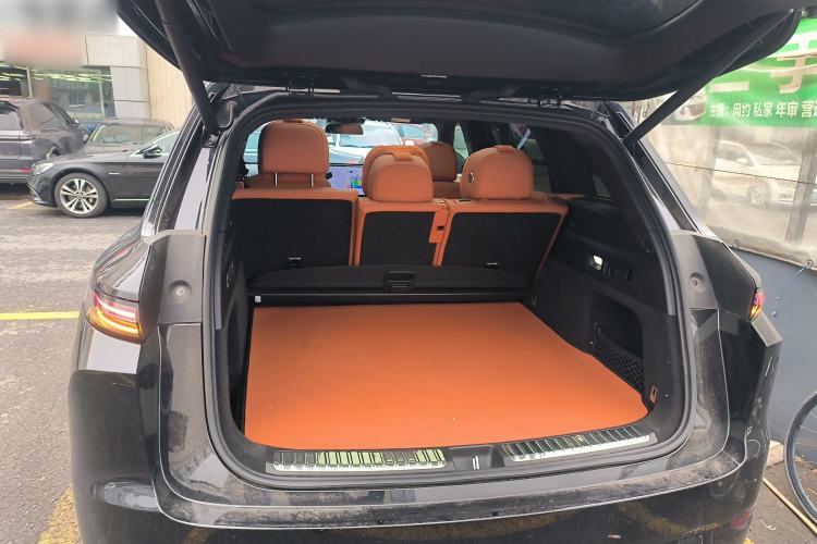 Used Li Auto L7 2024 Pro Model
