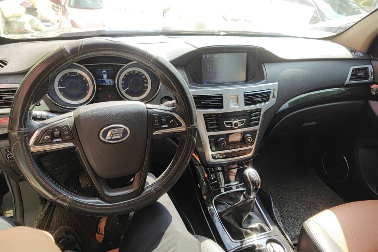 Used Foday Landfort 2017 1.9T Diesel Manual Two-Wheel Drive Flagship Edition 7 Seats