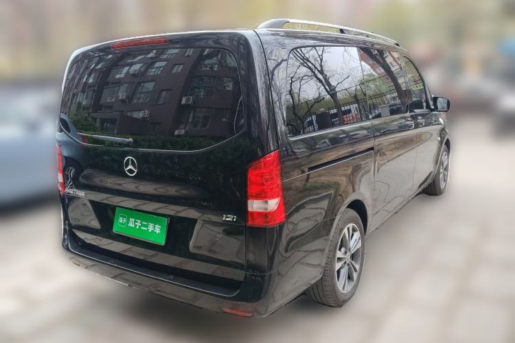 Used Mercedes-Benz Vito  Rear Right 45 Deg