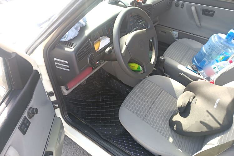 Used Volkswagen Jetta 2010 1.6L Partner
