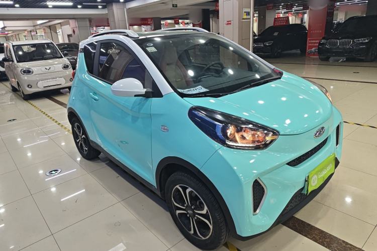 Used Chery QQ Little Ant 2021 150 000 Yuan "Ant Fan" Edition New Ant Cool Version Lithium-Ion Battery Front Right 45 Deg
