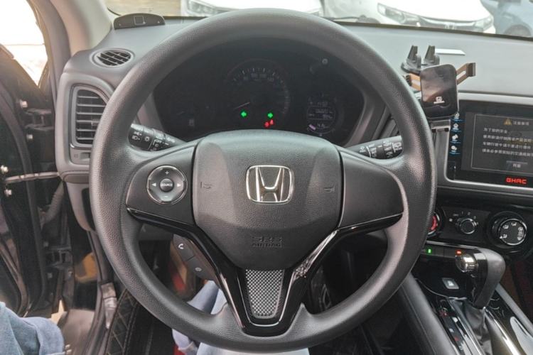 Used Honda Vezel 2017 1.8L CVT Front-Wheel Drive Pioneer Edition