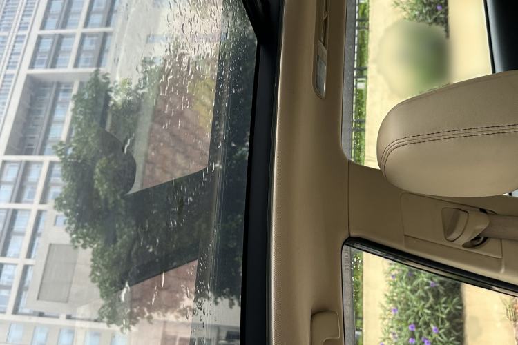 Used Toyota Highlander 2015 2.0T Four-Wheel Drive Luxury Edition 7-Seater Interior 4