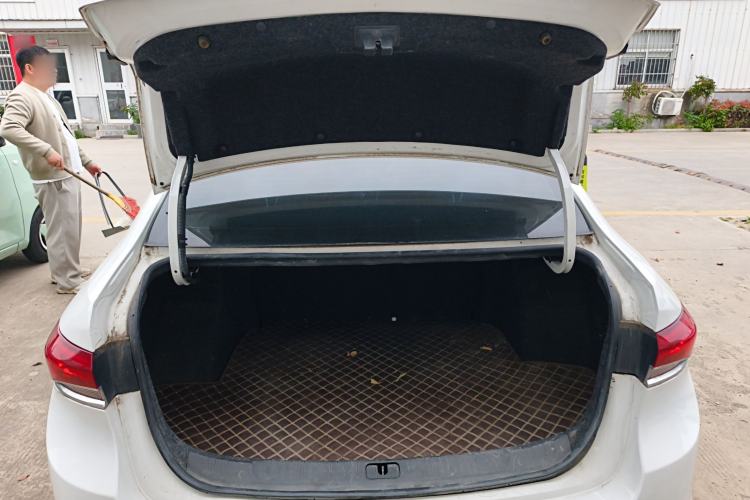 Used Buick GT 2021 1.3T Automatic Mild Hybrid Elite Version Trunk