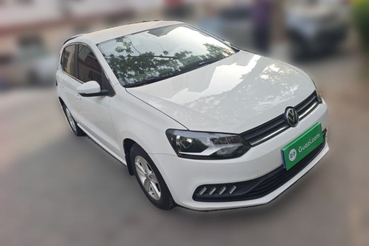 Used Volkswagen Polo 2018 1.5L Manual Drive-Comfort Model Front Right 45 Deg