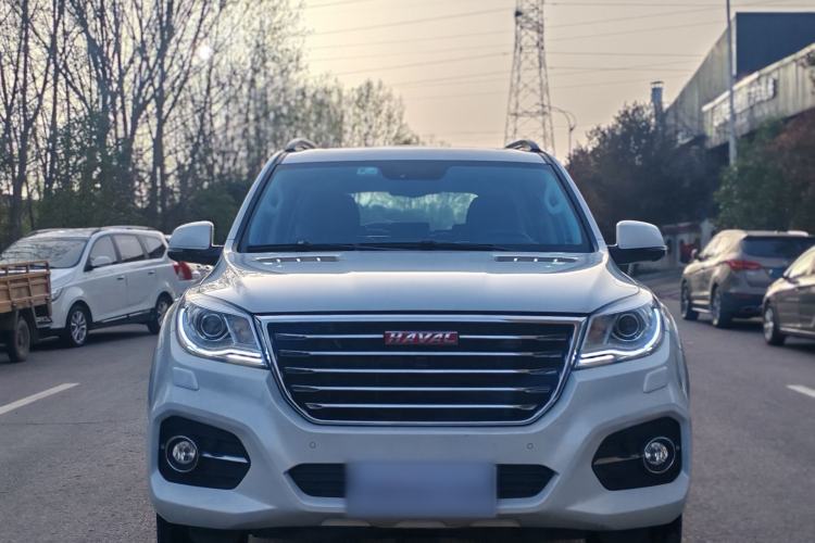 Used Haval H9 2017 2.0T Gasoline 4x4 Luxury 7-Seater