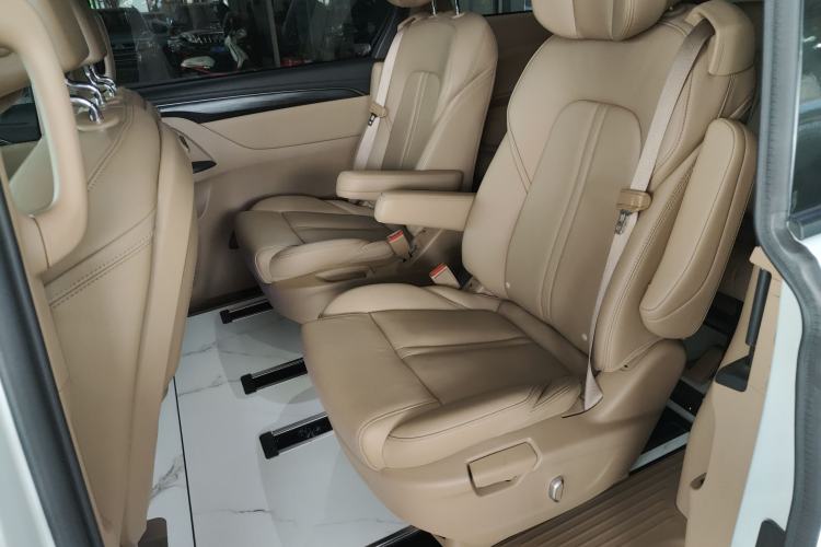 Used Buick GL8 2020 ES Land Cruiser 653T Luxury Edition Left Rear Seat