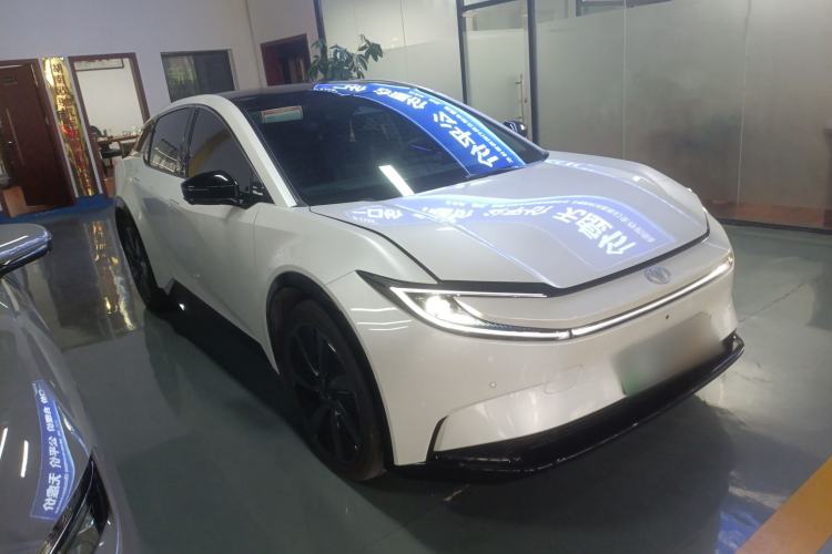 Used Toyota bZ5 2025 Model 550 PRO
