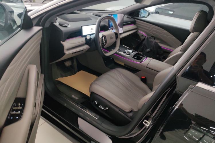 Used Geely Galaxy 8 2025 130km EM-P Starship Edition Left Front Seat